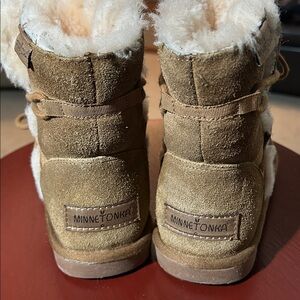 Minnetonka Suede Fur-Lined Boots